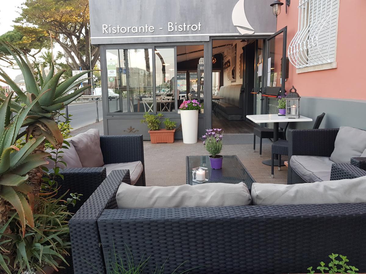 Vela Bianca H & R Hotel Diano Marina Exterior photo